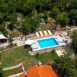 Epicure * Tribotinj
