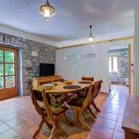 Epicure Vila Tribotinj